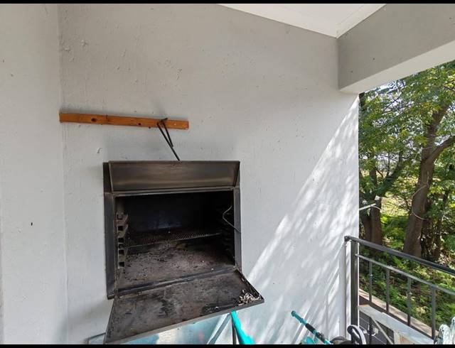 2 BEDROOM COMPLEX FOR SALE IN HENLEY-ON-KLIP